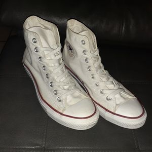 ⭐White High Top All Star Converse⭐